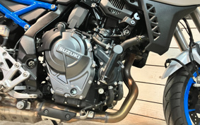 SUZUKI GSX-8S 2024 EM1AA