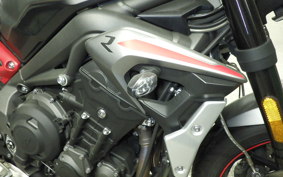 TRIUMPH STREET TRIPLE R 2021