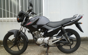 YAMAHA YBR125 RE05