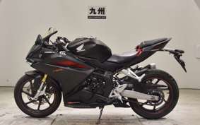 HONDA CBR250RR 2001 MC51