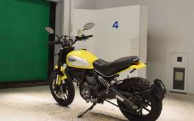 DUCATI SCRAMBLER ICON 2015