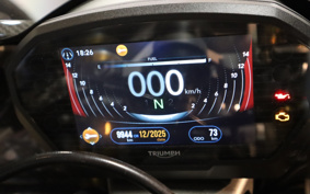 TRIUMPH DAYTONA MOTO 2 765 2020 HDA214
