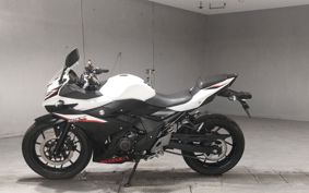 SUZUKI GSX250 R DN11A