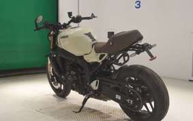 YAMAHA XSR900 2025 RN96J