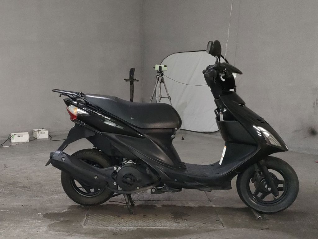 Фото Suzuki ADDRESS V125 с японского аукциона