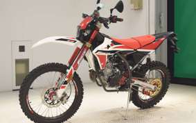FANTIC XEF125