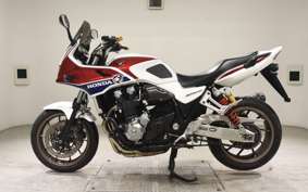 HONDA CB1300SB SUPER BOLDOR 2017 SC54