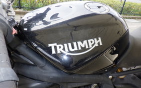 TRIUMPH STREET TRIPLE 2009