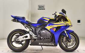 HONDA CBR1000RR 2026 SC57