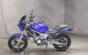HONDA VTR 250 MC33
