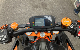 KTM 1290 SUPER DUKE-R 2018 V3940
