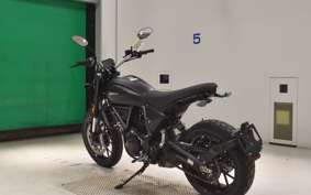 DUCATI SCRAMBLER ICON 2025