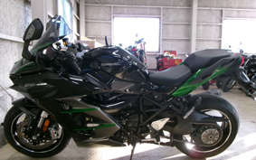 KAWASAKI NINJA H2 SX SE 2024 ZXT02P