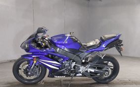 YAMAHA YZF-R1 RN20