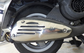 VESPA LX150