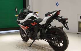 SUZUKI GSX250R