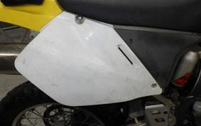 SUZUKI RMX250 S Gen.2 2000 SJ14A
