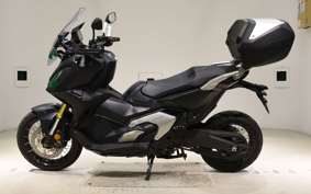 HONDA X-ADV 750 RH10