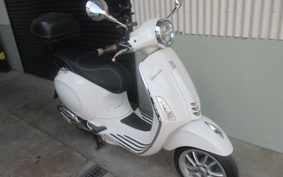 VESPA PRIMA BEIGE RA150