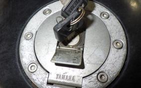 YAMAHA FZX750 1988 2AK