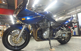 SUZUKI BANDIT1200S 2001 GV77A