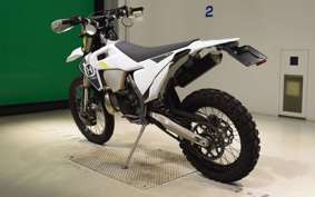 HUSQVARNA TE250I 2010