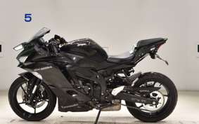 KAWASAKI ZX-25R ZX250E