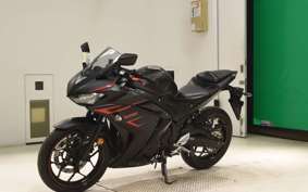 YAMAHA YZF-R25 A 2025 RG10J
