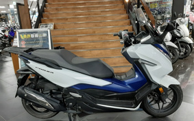HONDA FORZA 250 MF13