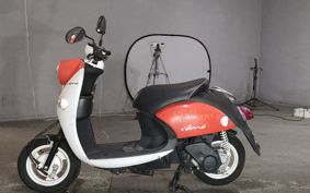 YAMAHA E- VINO  SY11J