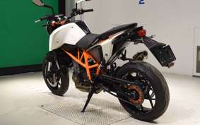 KTM 690 DUKE R 2016