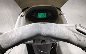 YAMAHA MAJESTY 125 SE27