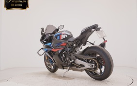 BMW M1000RR 2025