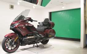 HONDA GL 1800 GOLD WING TOUR DCT 2025 SC79