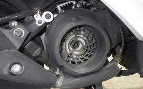 YAMAHA CYGNUS 125 XSR 3