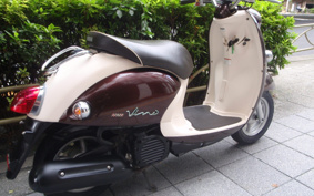 YAMAHA  VINO  DELUXE  SA37J