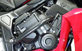 HONDA CBR650R E-Clutch 2025 RH17
