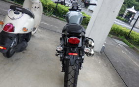 TRIUMPH STREET SCRAMBLER 2023