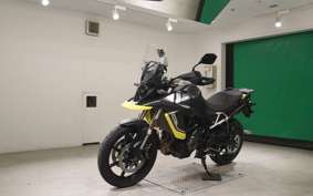 SUZUKI Vｽﾄﾛｰﾑ800 2025 EM1BA