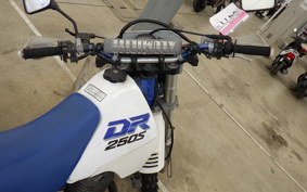 SUZUKI DR250 S SJ44A