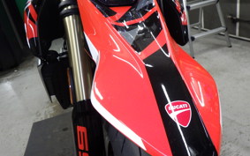 DUCATI HYPERMOTARD698モノ 2024