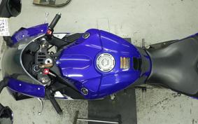 YAMAHA YZF-R1 2015