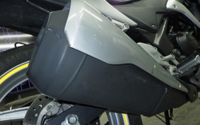 HONDA CBR250R GEN 3 2001 MC41