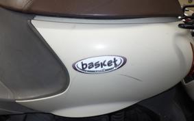 SUZUKI LET's 4 Basket CA43A