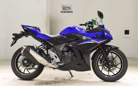 SUZUKI GSX250R