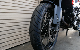 SUZUKI DL1050 (V-Strom 1050) 2021 EF11M