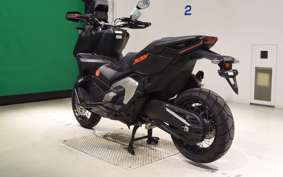 HONDA X-ADV 750 2024 RH10