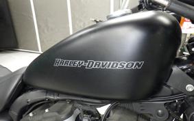 HARLEY XL883N 2010