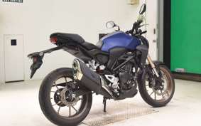 HONDA CB250RA 2005 MC52