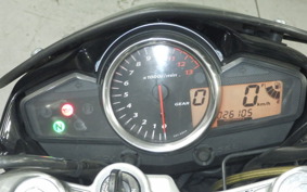 SUZUKI GSR250
